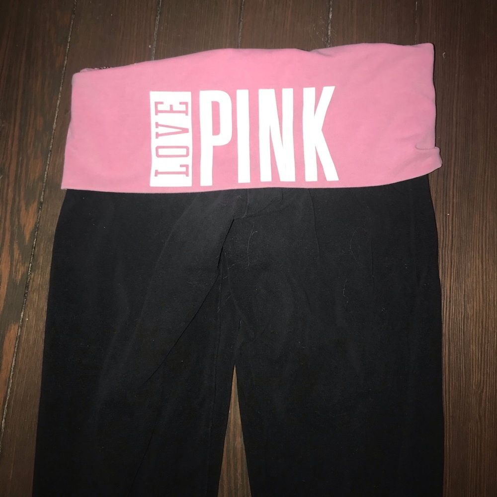 🌻PINK Victoria Secret Leggings